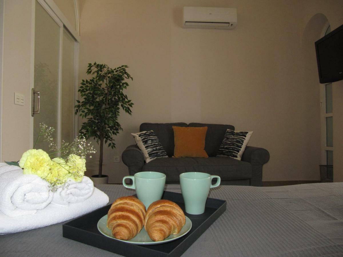 Life Apartments Guadalete Jerez de la Frontera Bagian luar foto